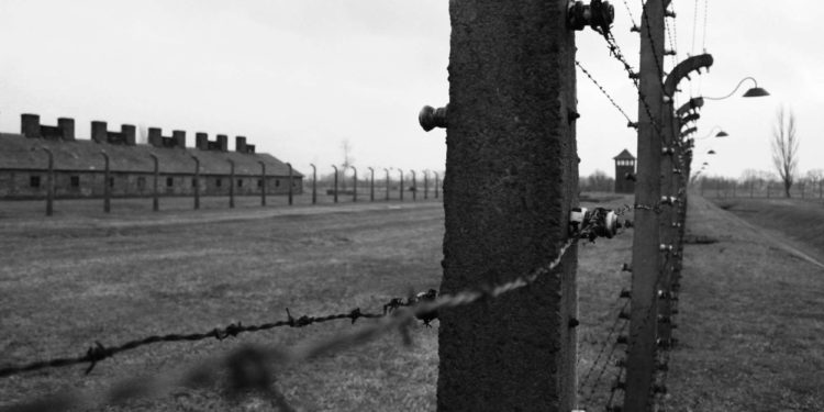 El museo de Dubái estrena una exposición sobre el Holocausto