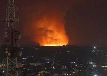 Cazas israelíes destruyen túnel de Hamas