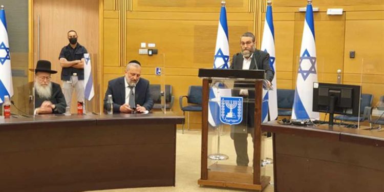 Shas a Bennett: No formen un gobierno que odie a los haredim