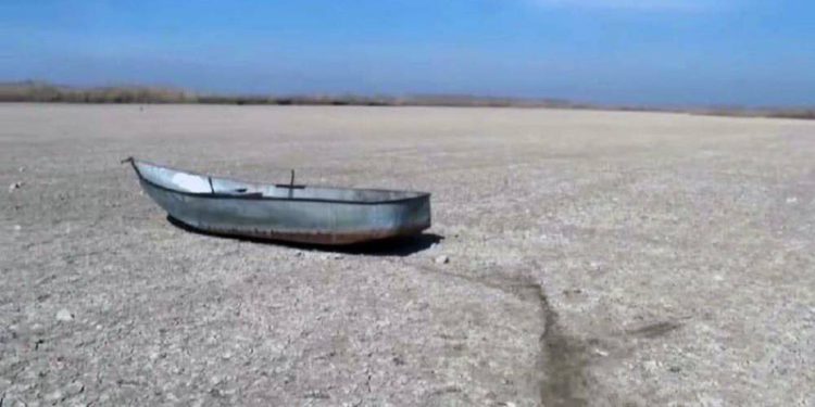 Alarmante descenso en el nivel de agua del río Éufrates