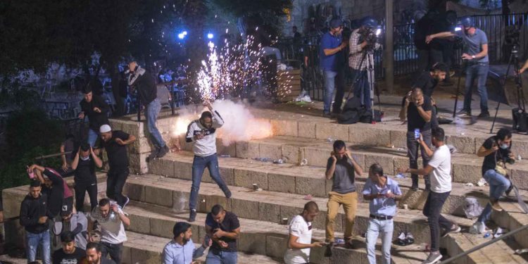 Jordania condena los “ataques bárbaros de la fuerza ocupante” en Jerusalén