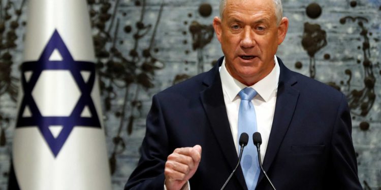 Gantz: Recibo ofertas para ser primer ministro todos los días
