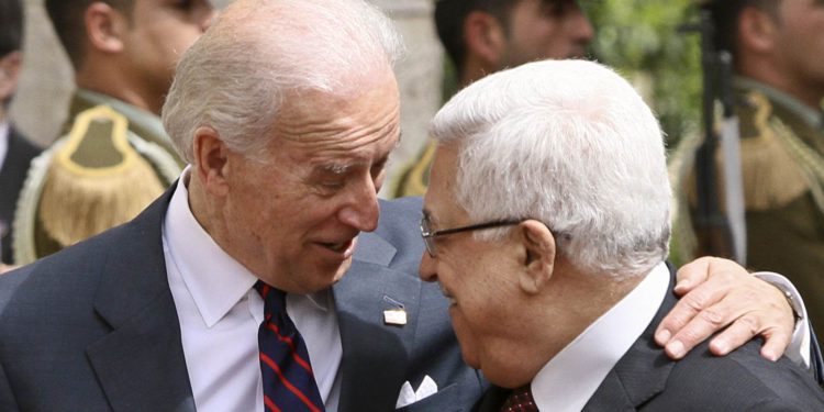 Cómo los líderes palestinos engañan a los estadounidenses