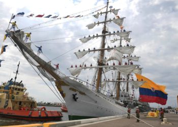 Buque de la Armada colombiana ARC Gloria llegó a la Estación Naval de Mayport