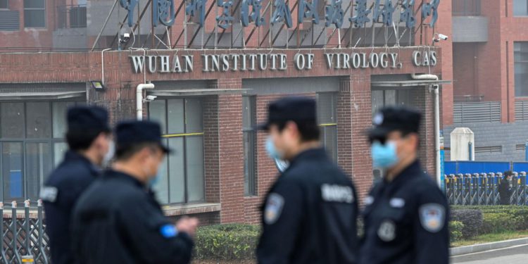 Informe de EE.UU. concluyó que el COVID podría haberse filtrado del laboratorio de Wuhan