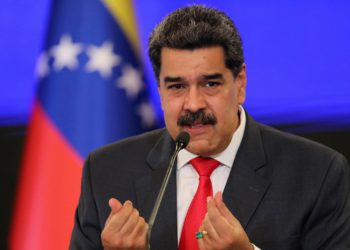 Maduro critica a Estados Unidos por no donar vacunas a Venezuela