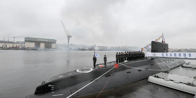 Submarino ruso inicia simulacros en el Mar Negro durante los ejercicios Sea Breeze