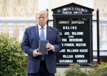 Medios de comunicación atrapados en otra mentira masiva contra Trump
