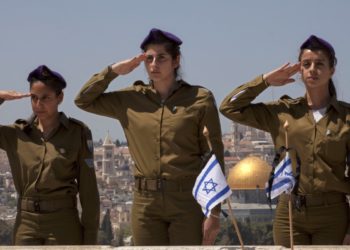 Víctimas israelíes del terrorismo de Hamás presentan demanda contra bancos de Qatar