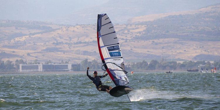 Israel acoge la Copa del Mundo de Windsurf de la PWA en el Mar de Galilea