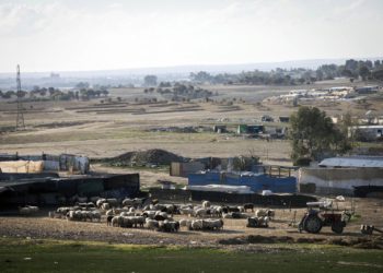 Regavim: los acuerdos de la coalición abandonan el Negev