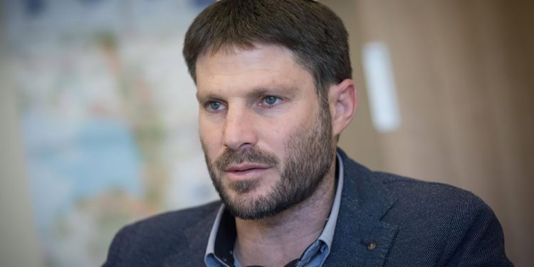 Smotrich: Bennett será una marioneta de la izquierda