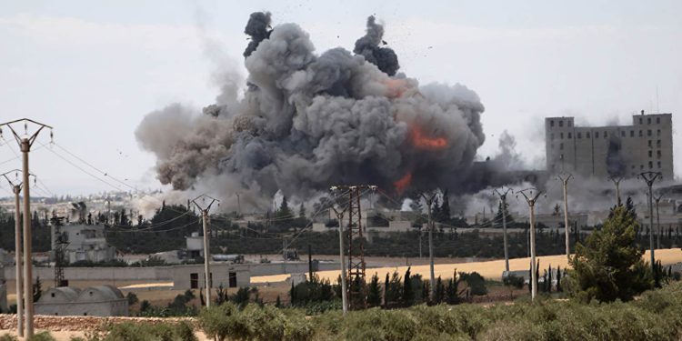 Cohetes golpean base de Estados Unidos en el este de Siria