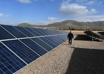 Siria impulsa la energía solar en zonas devastadas por la guerra