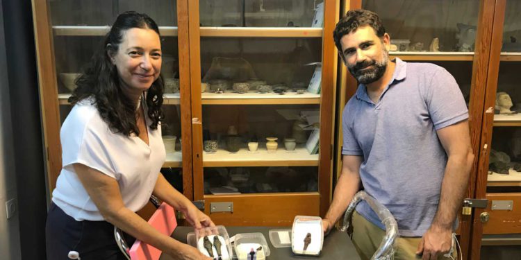 Antiguar figuras de bronce exponen el comercio entre Israel y Egipto hace tres mil años