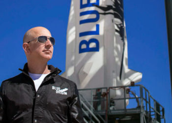 Jeff Bezos, de Amazon, listo para su primer vuelo espacial privado tripulado