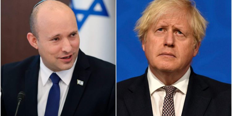 Bennett y Johnson realizan su primera llamada telefónica