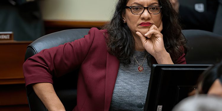 Rashida Tlaib es criticada por condenar la demolición de la vivienda de un terrorista palestino