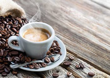 Oriente se encuentra con Occidente: La exposición de Jerusalén muestra la cultura del café a través de los siglos