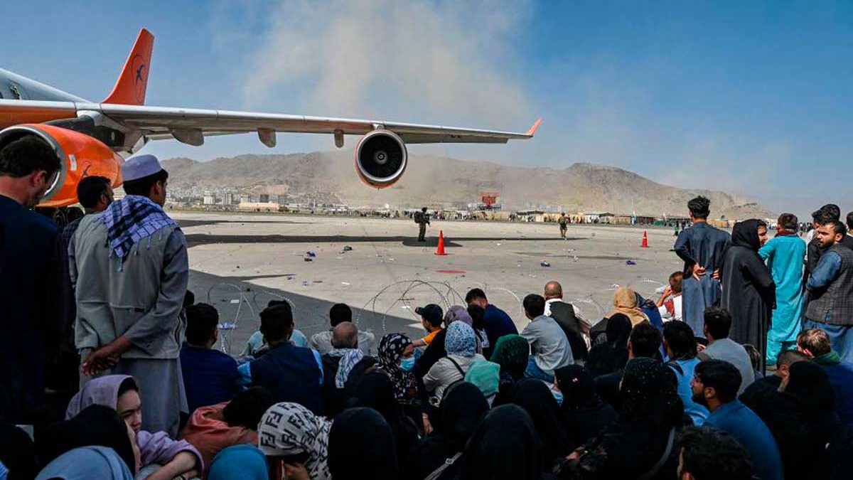 Periodista palestino: Israel sabe que “lo que ocurrió en el aeropuerto de Kabul se repetirá en el aeropuerto Ben Gurion”