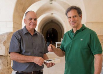 Astronauta israelí llevará al espacio una moneda de 1.900 años de la revuelta de Bar Kochba