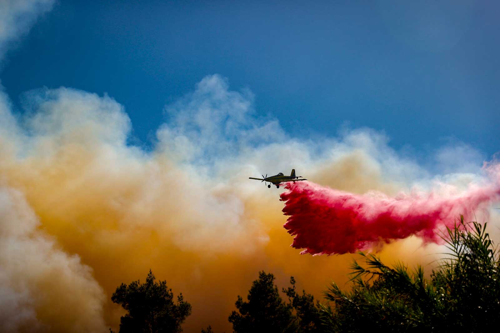 Los incendios forestales en Jerusalén se extienden mientras la policía busca a dos desaparecidos