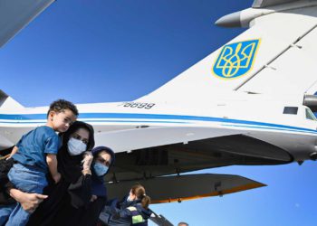Ucrania e Irán niegan informe de secuestro de un avión ucraniano en Afganistán
