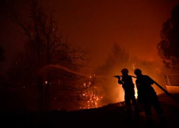 Israel enviará bomberos a Grecia afectada por los incendios forestales