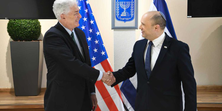 Bennet y el director de la CIA conversan sobre Irán y otros asuntos regionales
