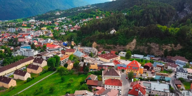 Las autoridades de una ciudad austriaca planean retirar monumento a las SS