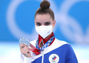 La gimnasta rusa pide a los trolls que dejen en paz a su rival israelí Linoy Ashram