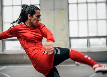 Jugadoras de fútbol de Afganistán piden ayuda ante el misógino gobierno Talibán