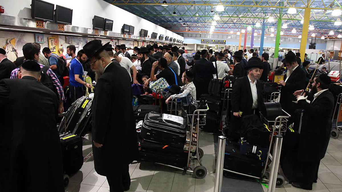 Israel intensifica controles por riesgo de que los peregrinos de Umán falsifiquen pruebas de COVID