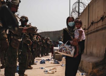 Afganistán enfrenta una crisis humanitaria a medida que se acercar la fecha límite de evacuación