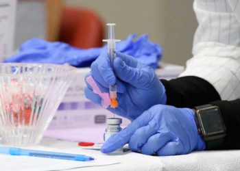 EE.UU. entregará a la Autoridad Palestina medio millón de vacunas contra el COVID