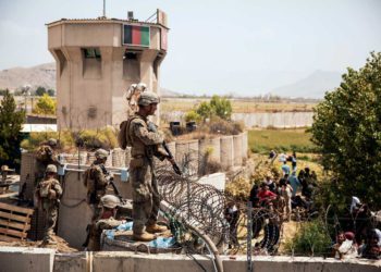 EE. UU. aconseja a sus ciudadanos que eviten el aeropuerto de Kabul