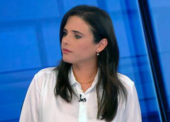 Shaked: Hemos detenido las transferencias de dinero a Hamás