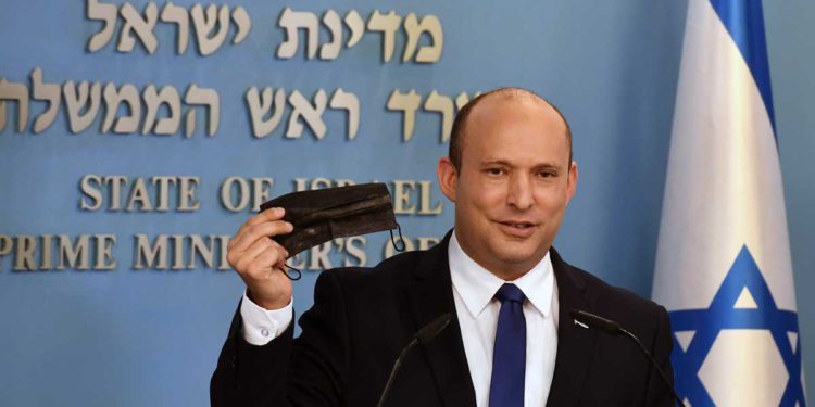 Bennett: Vacunar en Shabat es una cuestión de salvar vidas