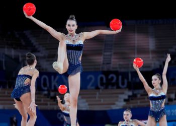 La dinastía rítmica de Rusia cae mientras Israel y Bulgaria consiguen medallas de oro