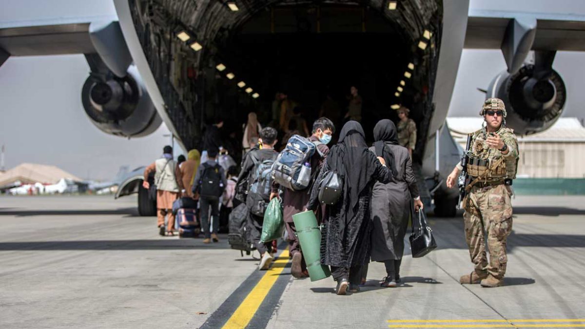 Talibanes rechazan la prórroga de la retirada occidental más allá del inminente plazo