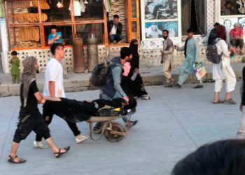 Rusia dice 2 muertos y 15 heridos en atentado en aeropuerto de Kabul