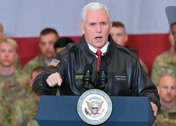 Mike Pence: Biden rompió nuestro acuerdo con los talibanes