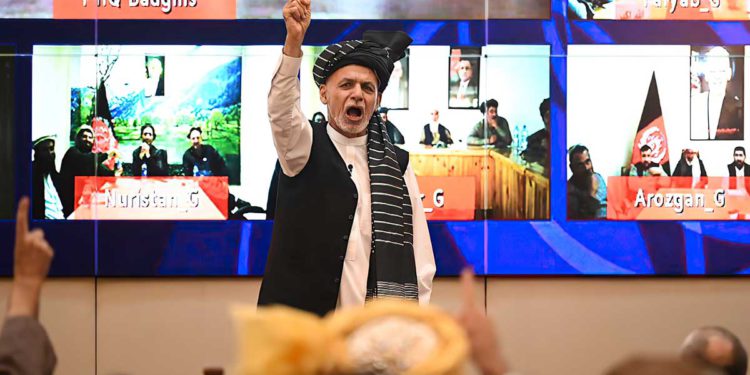 El presidente afgano promete acabar con el derramamiento de sangre mientras los talibanes avanzan hacia Kabul