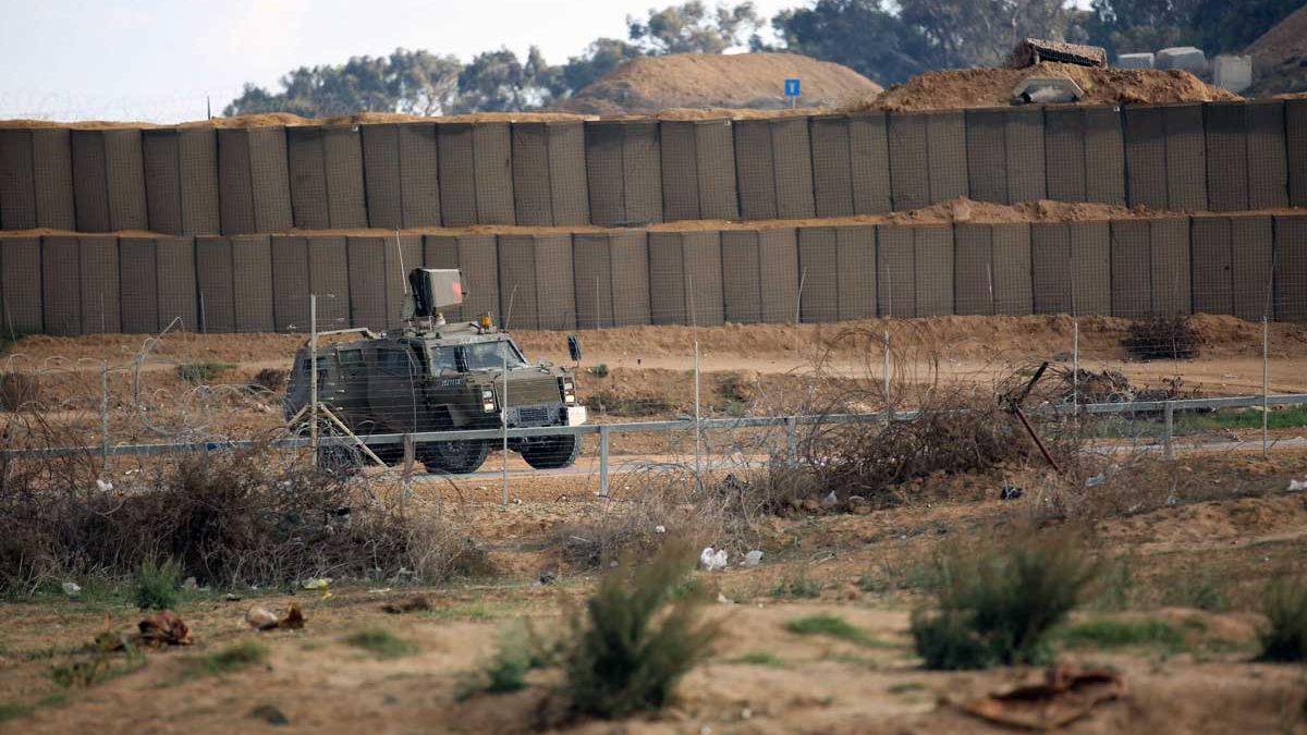 Tropas israelíes detienen a 4 infiltrados de Gaza armados con cuchillos