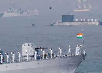 India despliega buques de guerra en el Mar de China Meridional