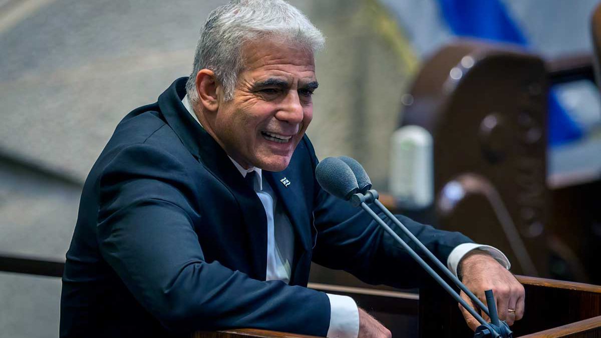 ¿Se da cuenta Lapid de que Israel está en guerra?