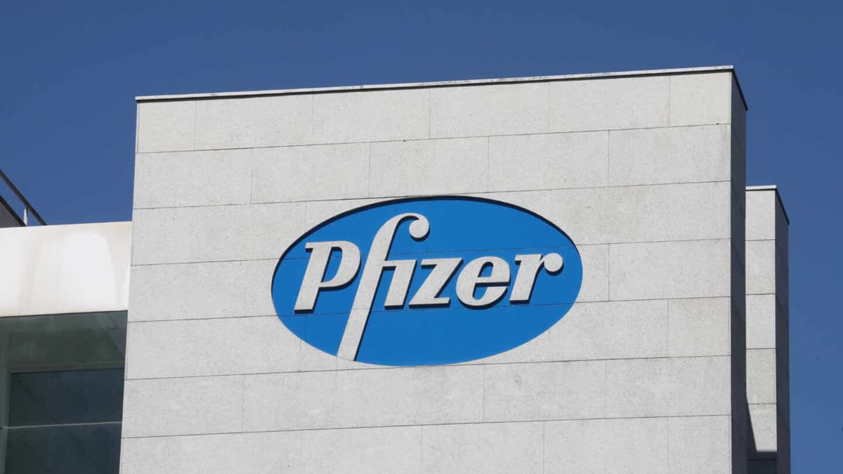 Pfizer y Merck inician nuevos ensayos de tratamiento oral contra el COVID