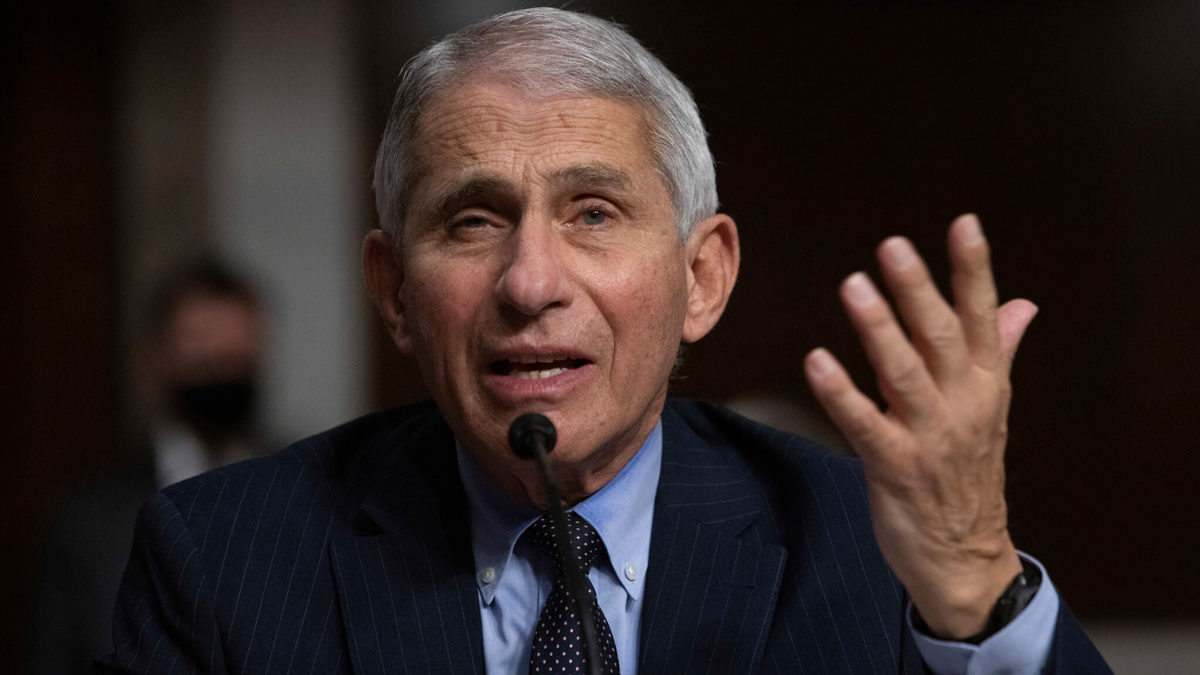 Fauci: Los datos demostrarán que Israel hizo lo correcto con la tercera vacuna contra el COVID