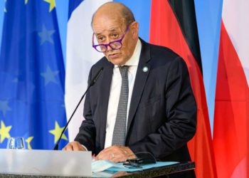 Francia retira a sus embajadores de EE. UU. y Australia por su enfado con el subacuerdo nuclear