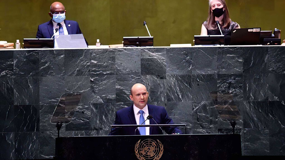 Bennett mintió en la ONU sobre el éxito de Israel contra el COVID